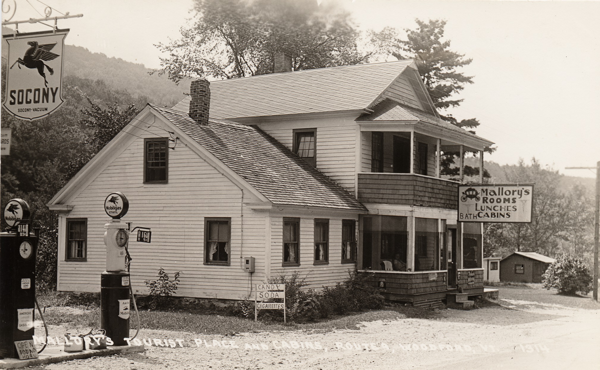 Mallory's tourist cabins